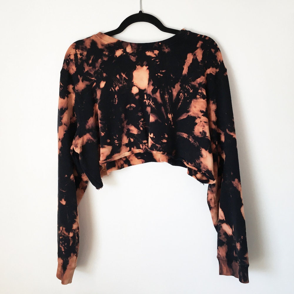 REVERSE TIE DYE | vintage Northern Reflections cropped sweatshirt
