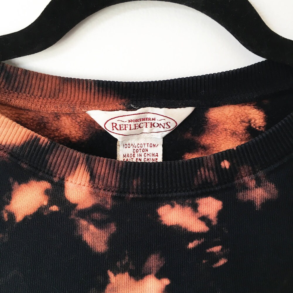 REVERSE TIE DYE | vintage Northern Reflections cropped sweatshirt