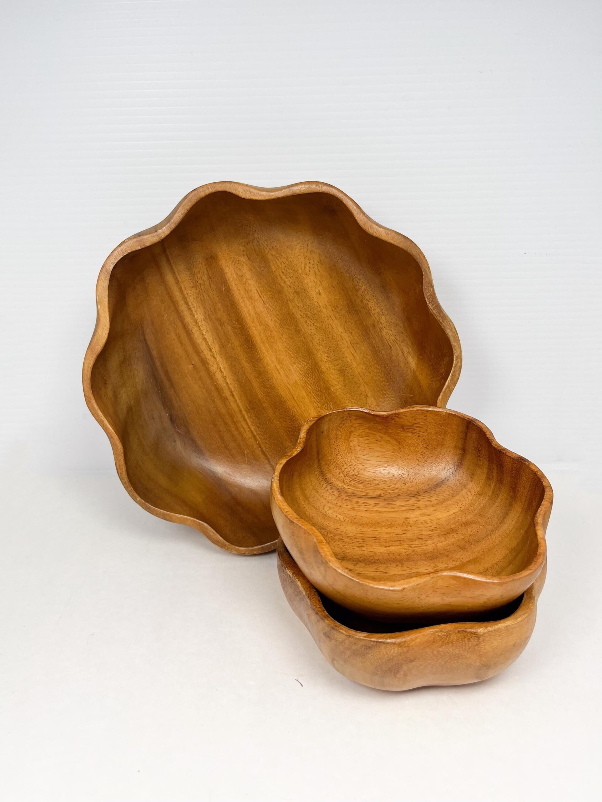 Hand made scalloped vintage woodenware bowl set - large salad bowl and two serving bowls