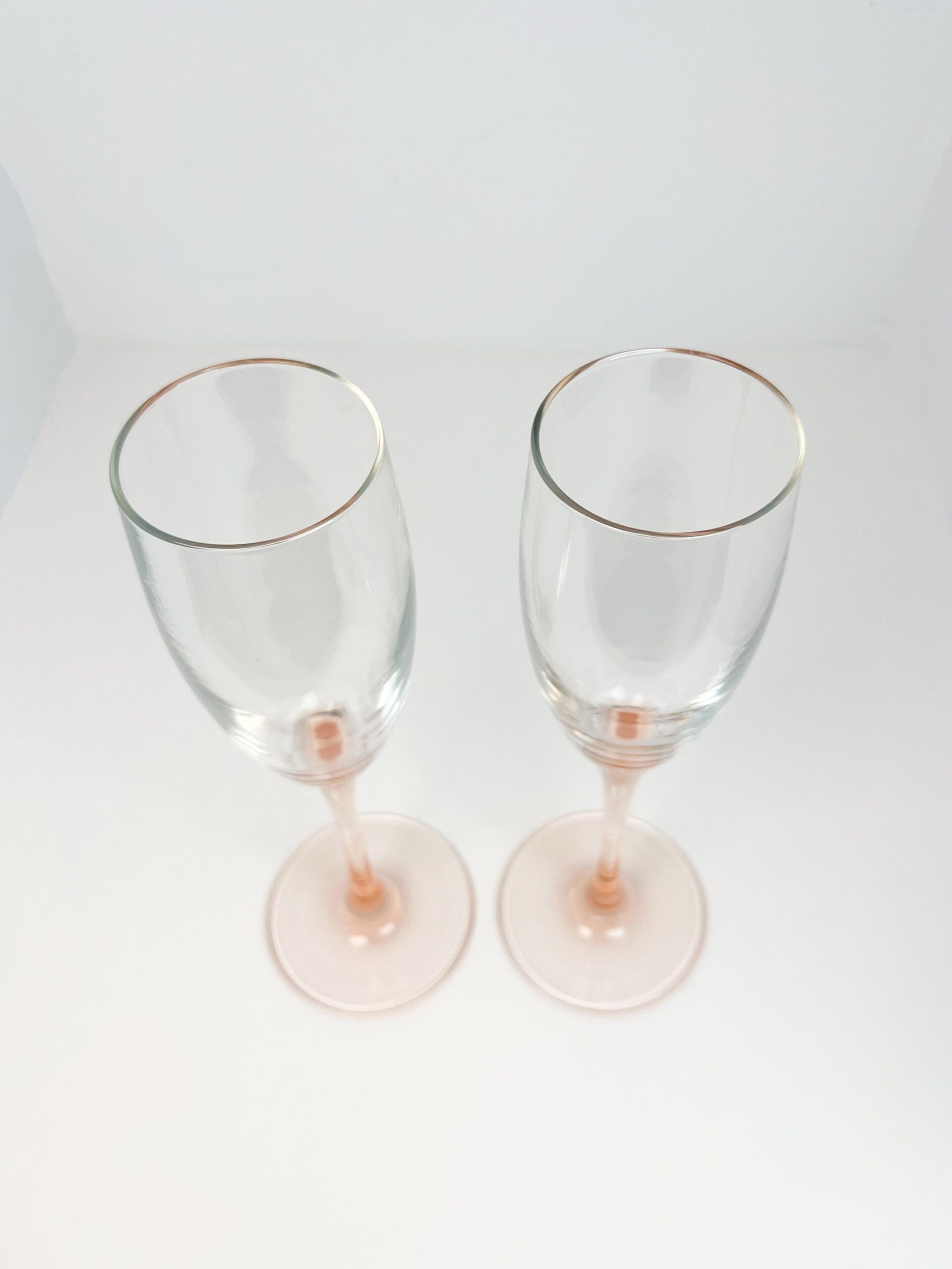 Set of 2 vintage 80s pink stem champagne flutes by Luminarc