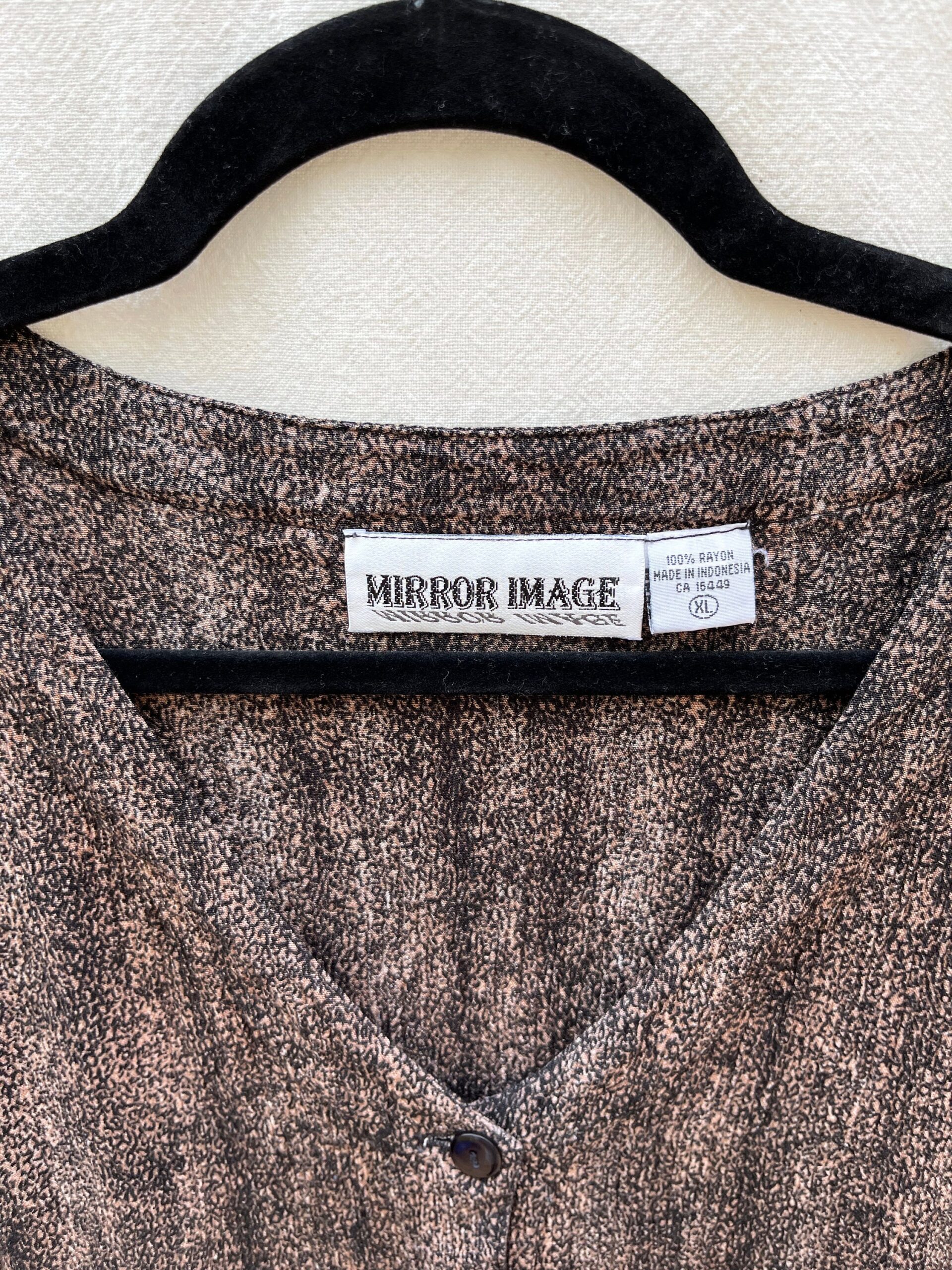 Vintage leopard button up blouse