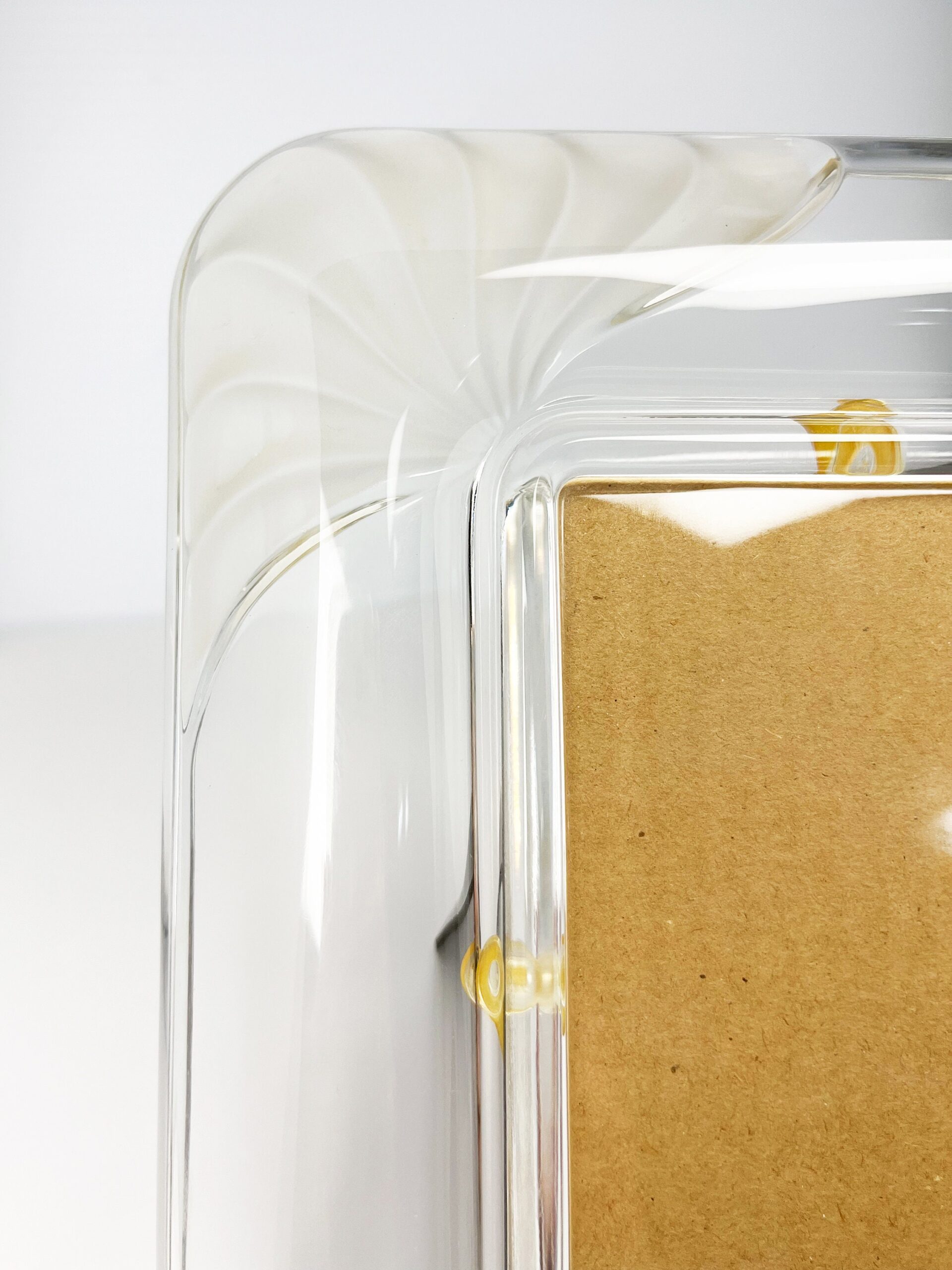 Vintage 80s/90s glass frame with frosted swirl details