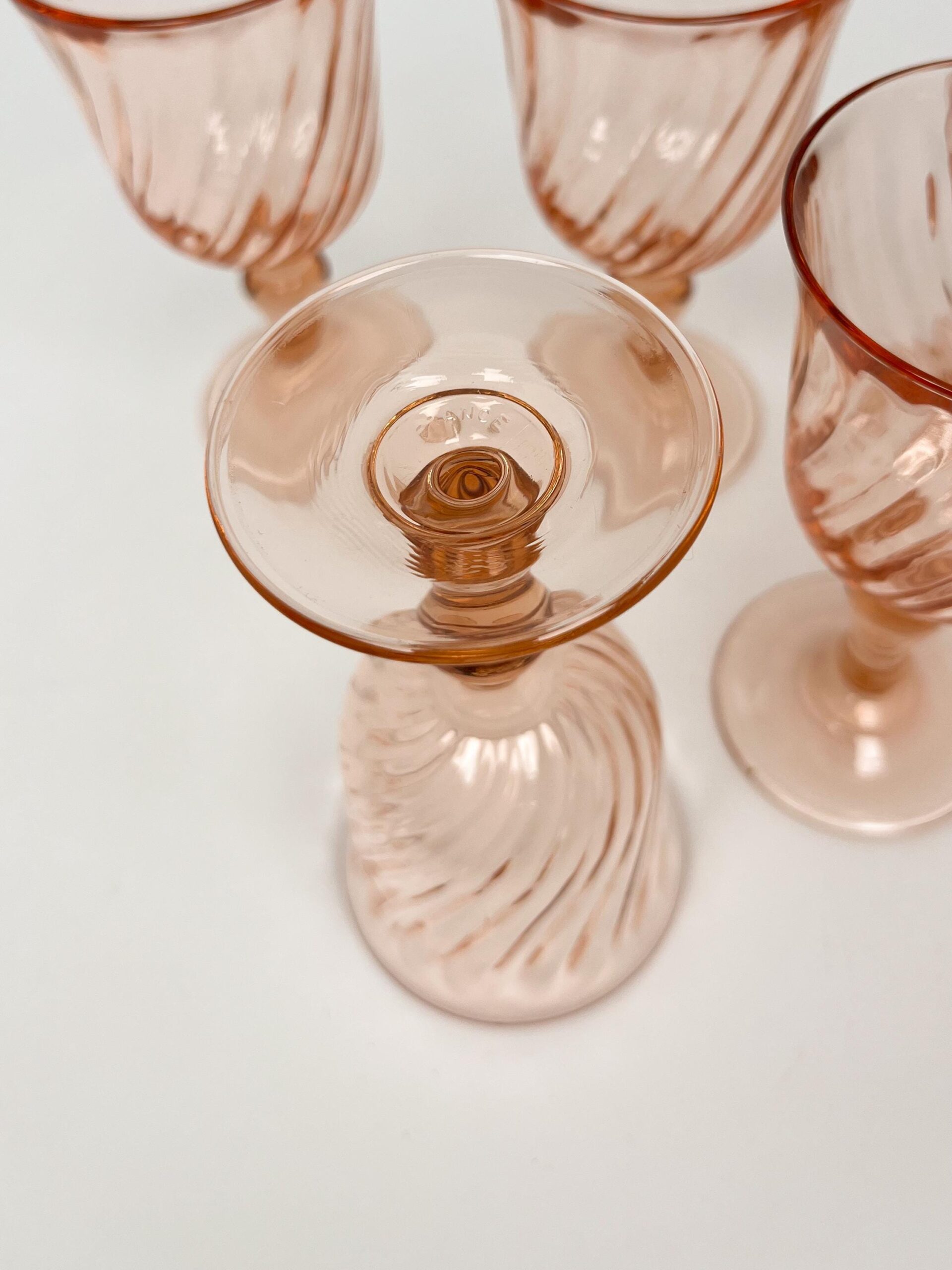 Pink Swirl Arcoroc 3 oz Liqueur / Cordial Glasses - Set of 4