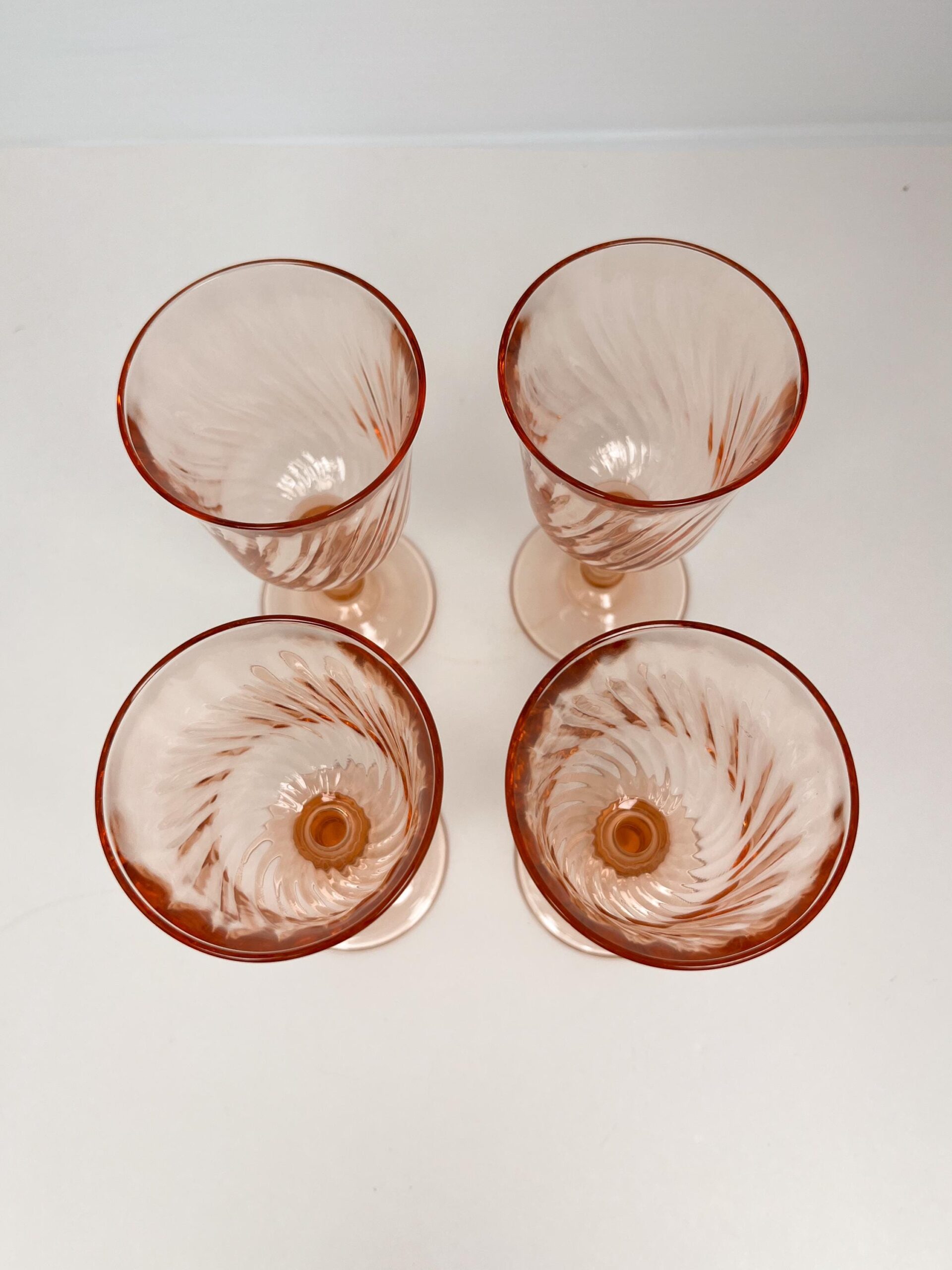 Pink Swirl Arcoroc 3 oz Liqueur / Cordial Glasses - Set of 4