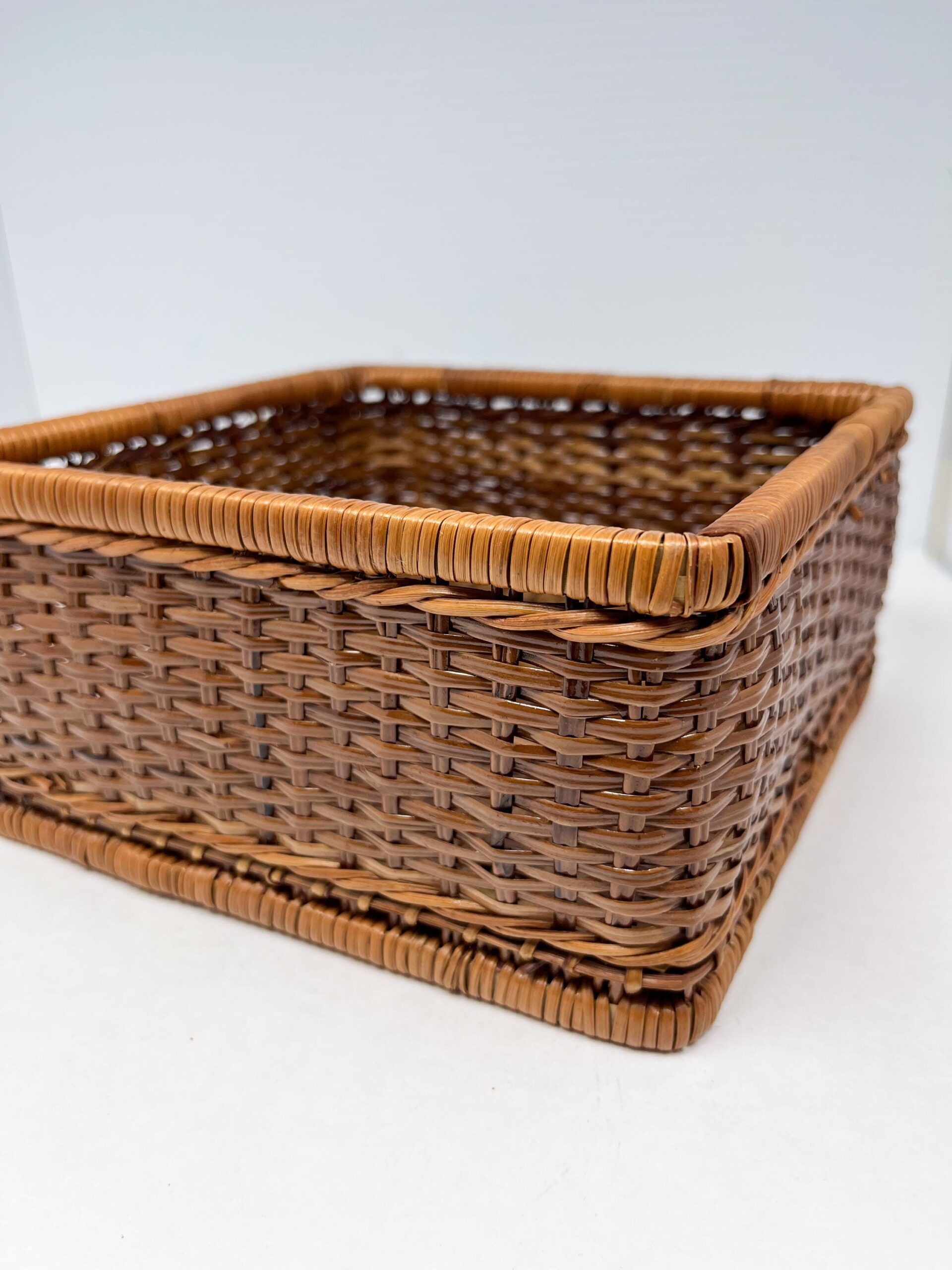 Vintage 90s wicker square basket