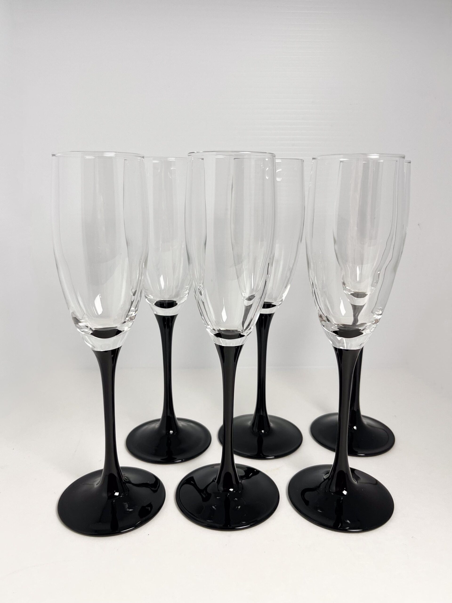 Set of 6 vintage black stem champagne flutes by Luminarc