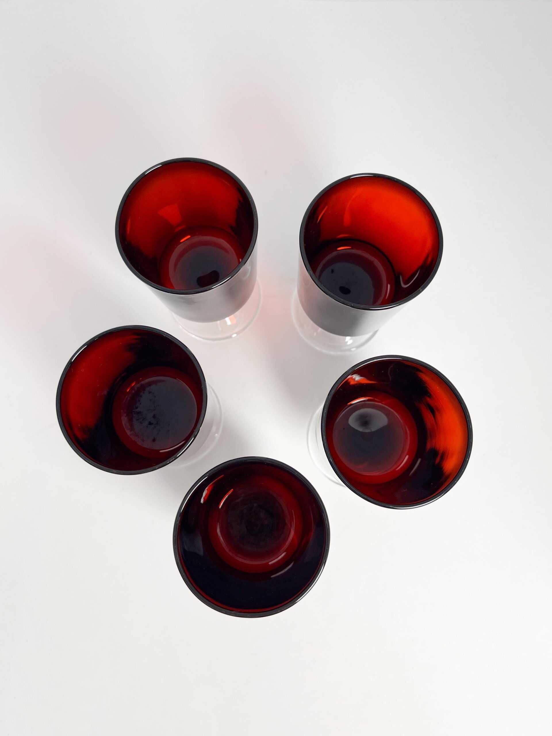 Red Luminarc 3.5 ounce shot / liqueur glasses