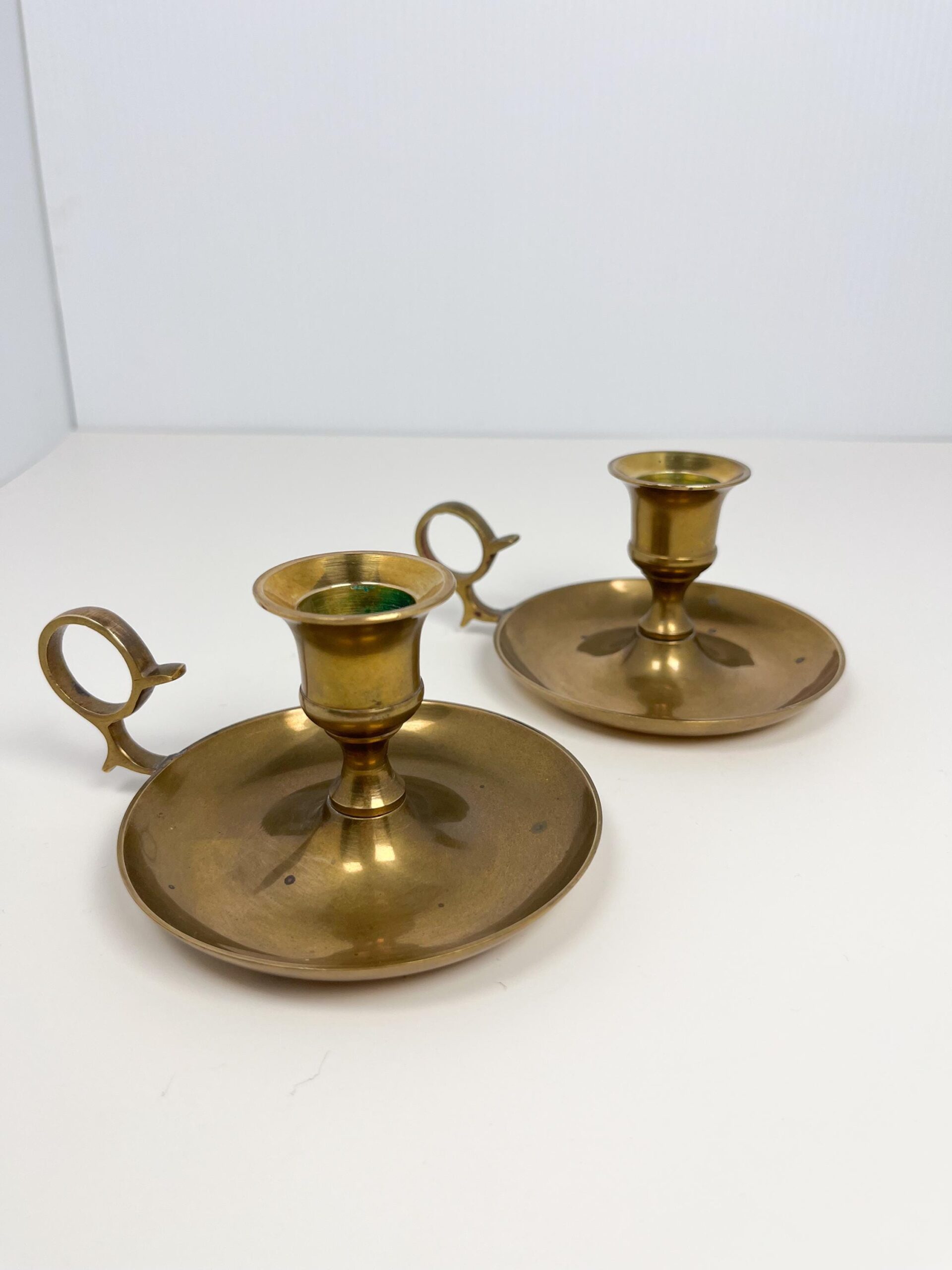 Vintage brass candlestick holders set with handle - including candles