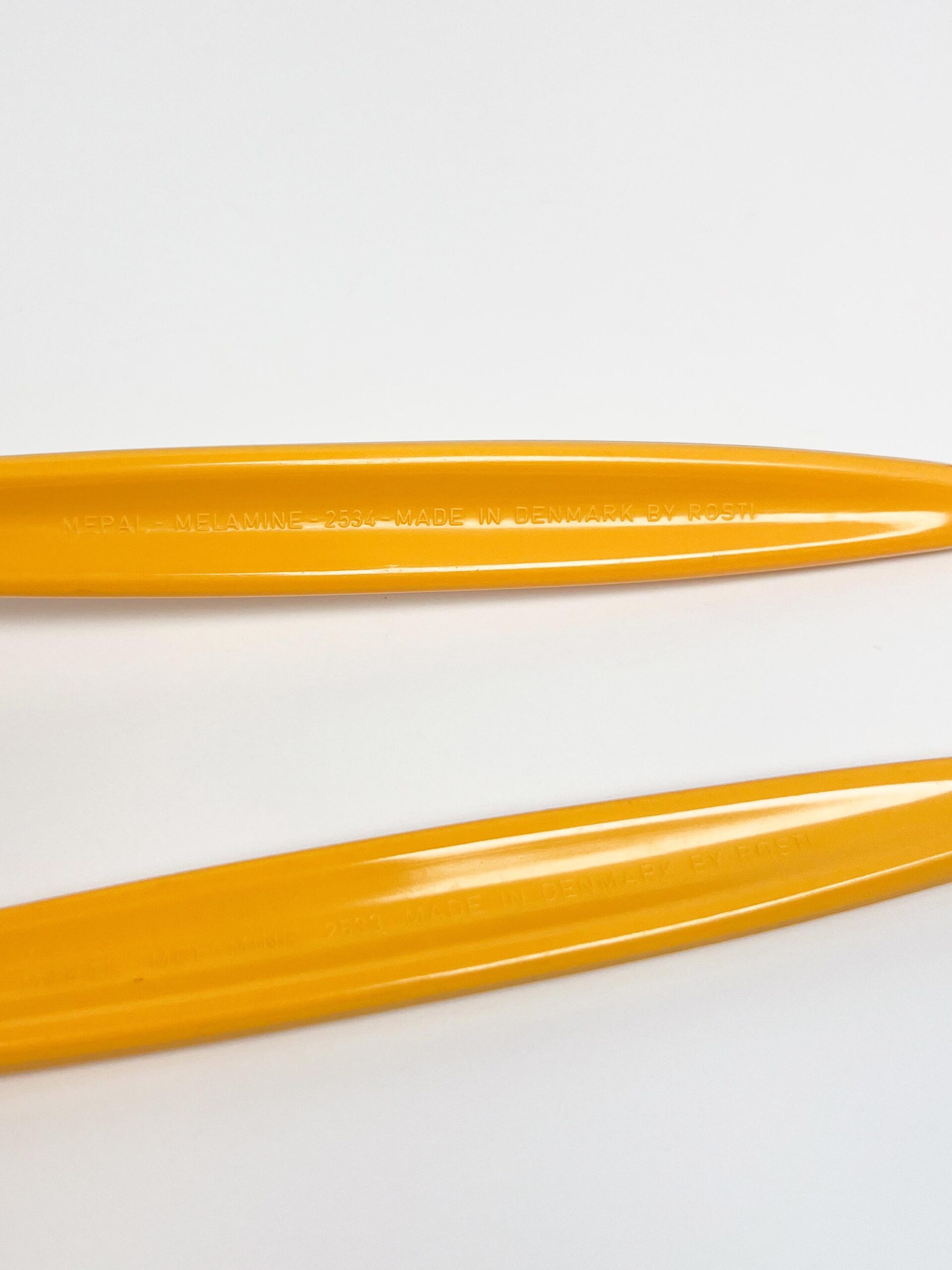 Mepal Melamine yellow-orange serving spoons by Rosti