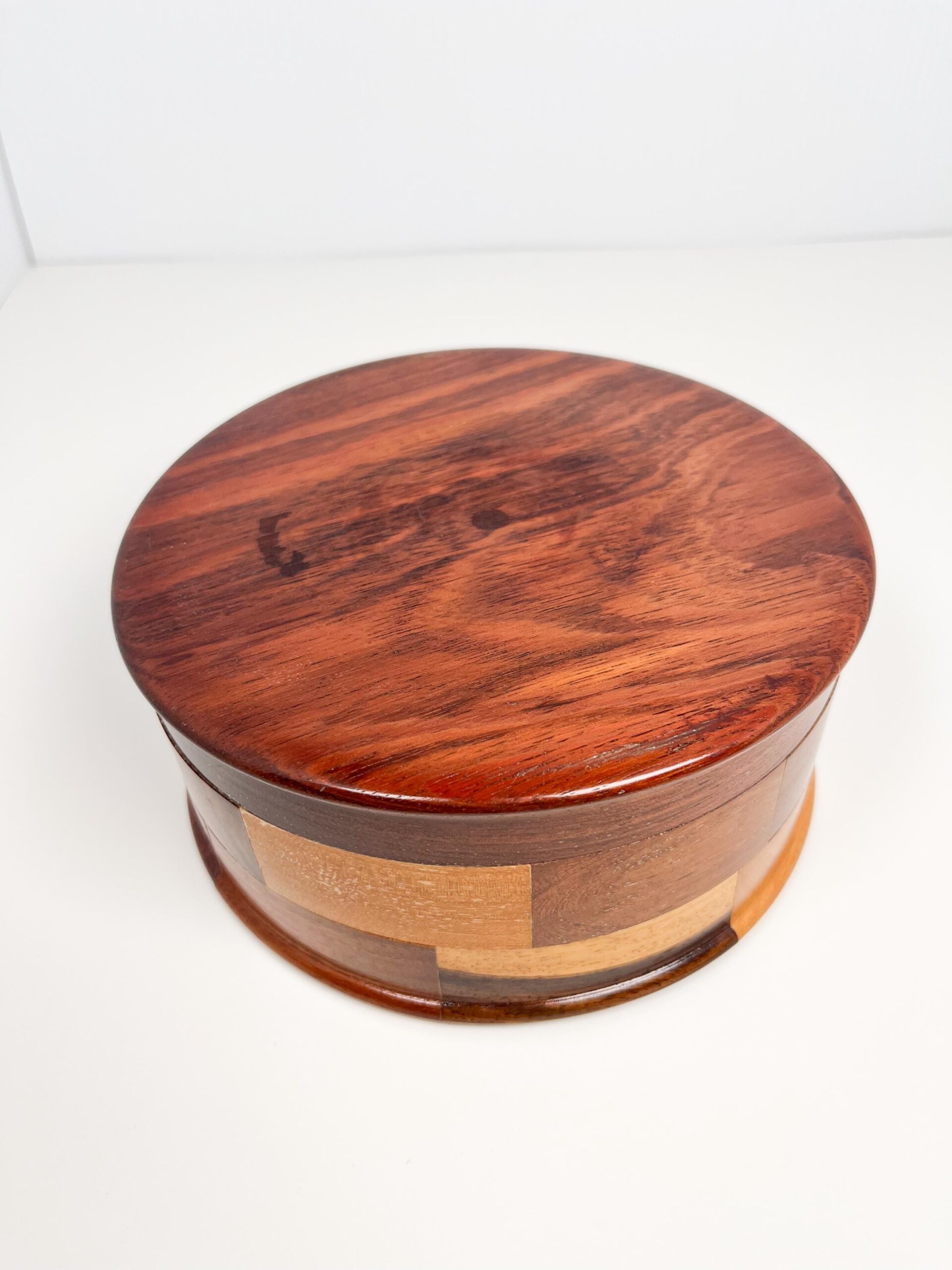 Decorative wood bowl with geometric mosaic panels