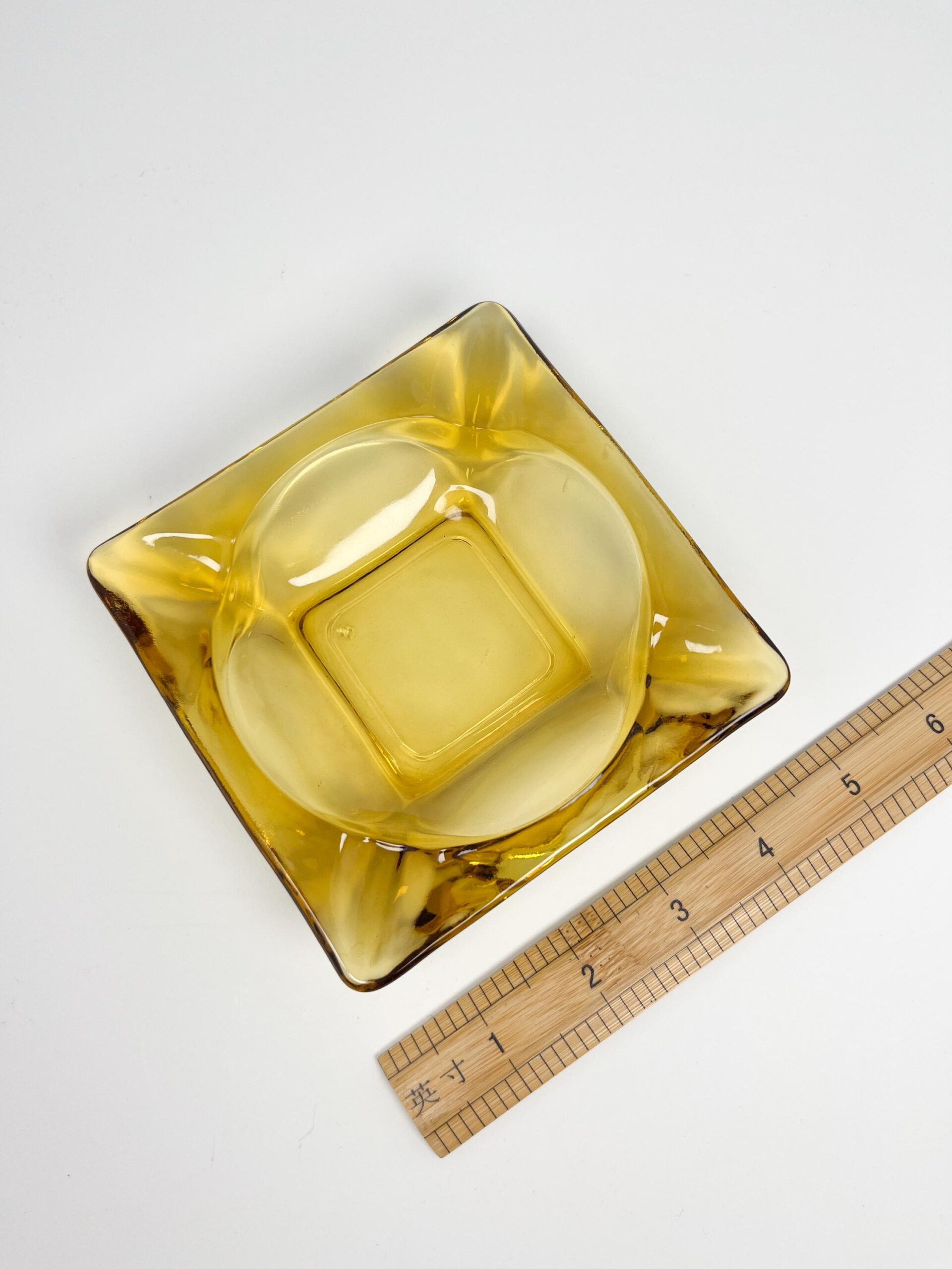 Vintage amber coloured glass ashtray by Anchor Hocking