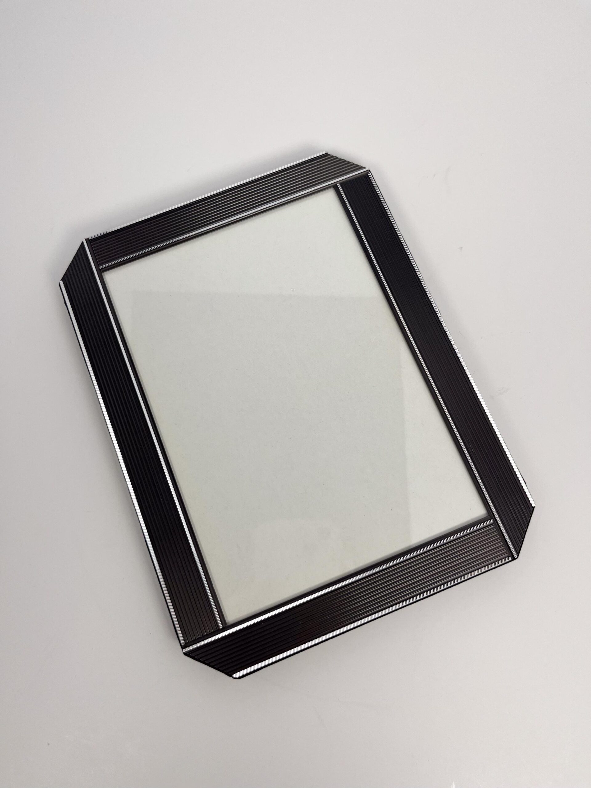 Vintage 80s/90s metallic and black picture frame