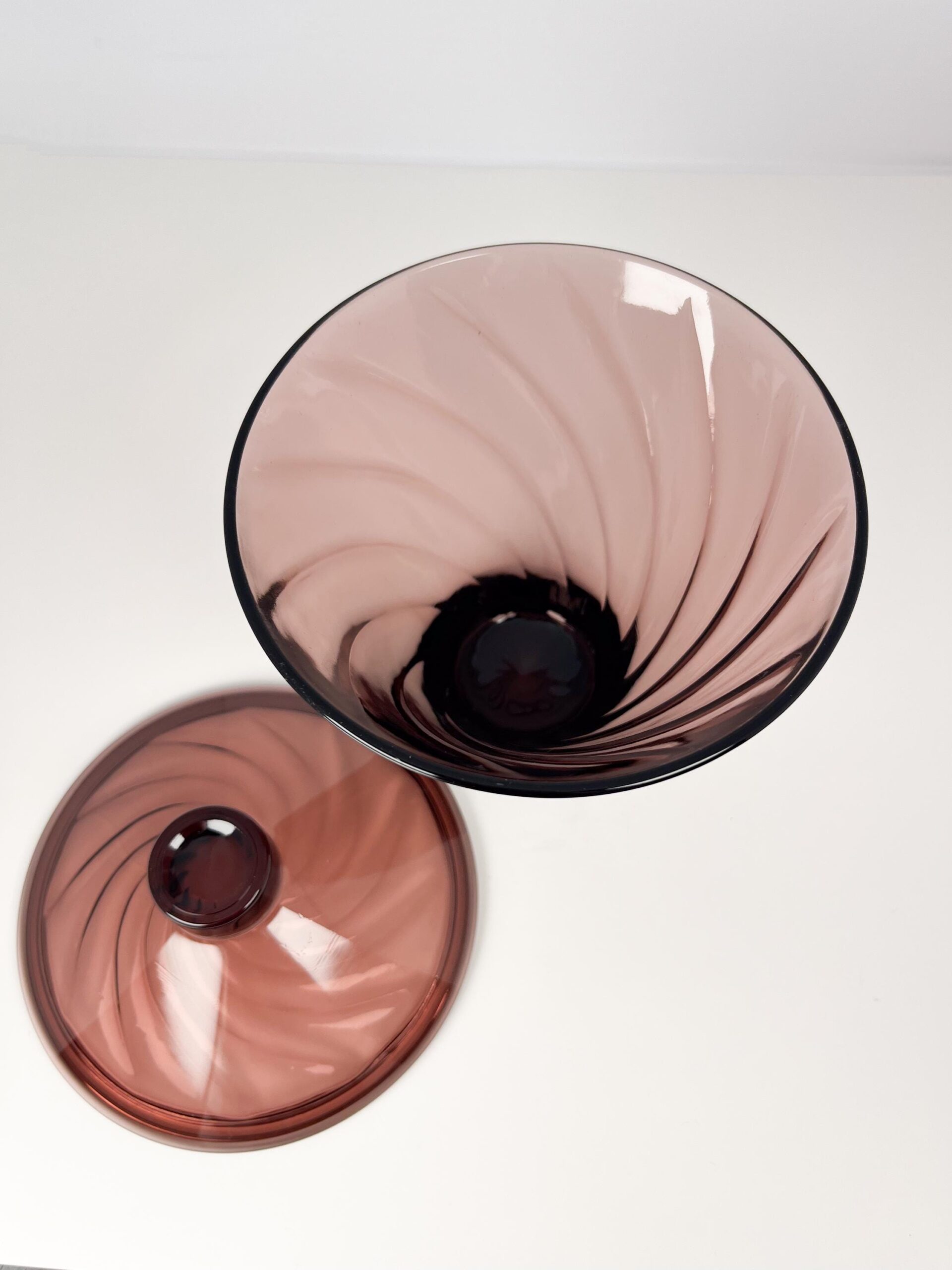 Hazel Atlas Moroccan Amethyst dish with lid - mid century purple swirl glass candy jar