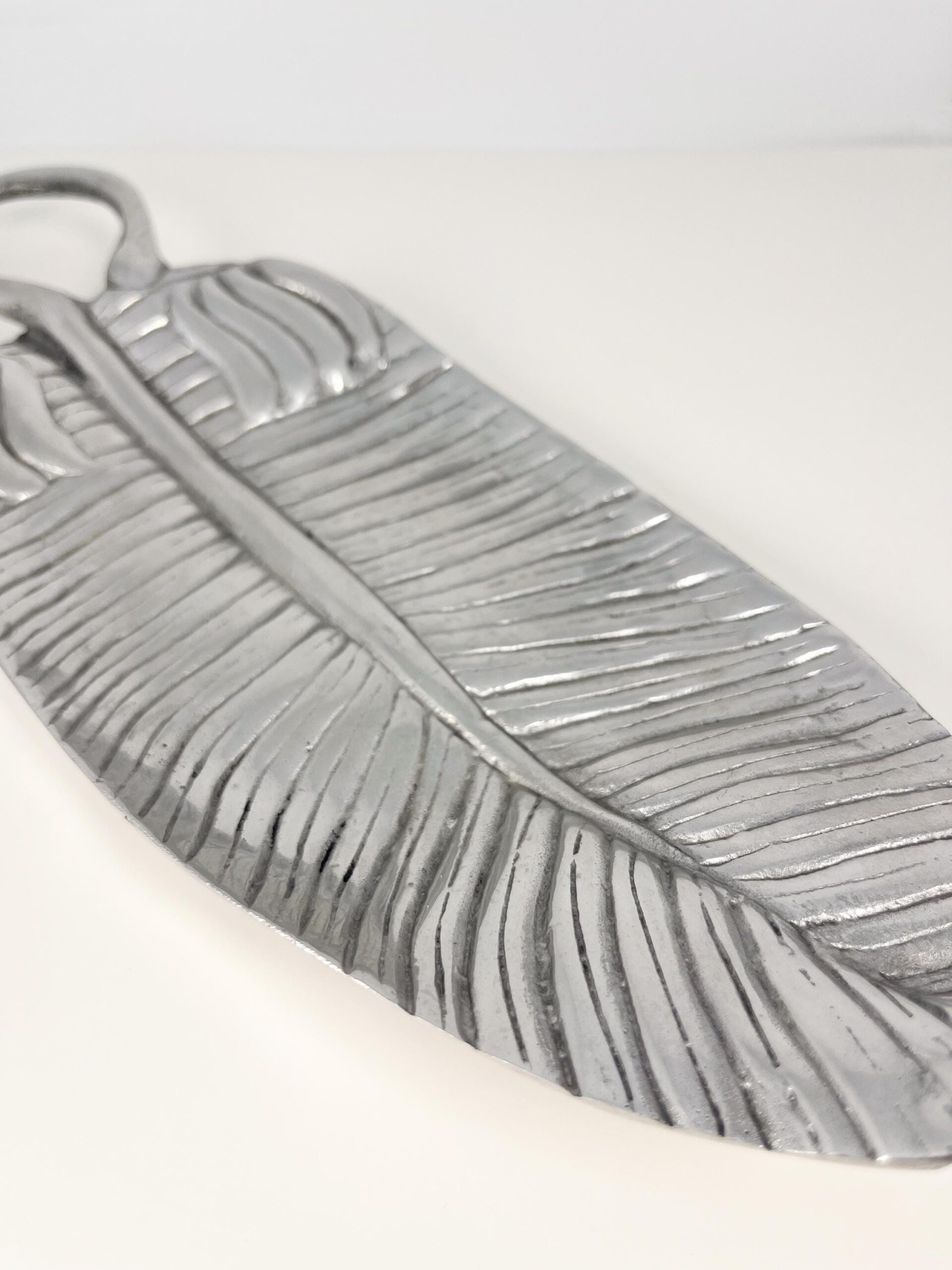 Vintage metal aluminum banana leaf tray - Arthur Court style