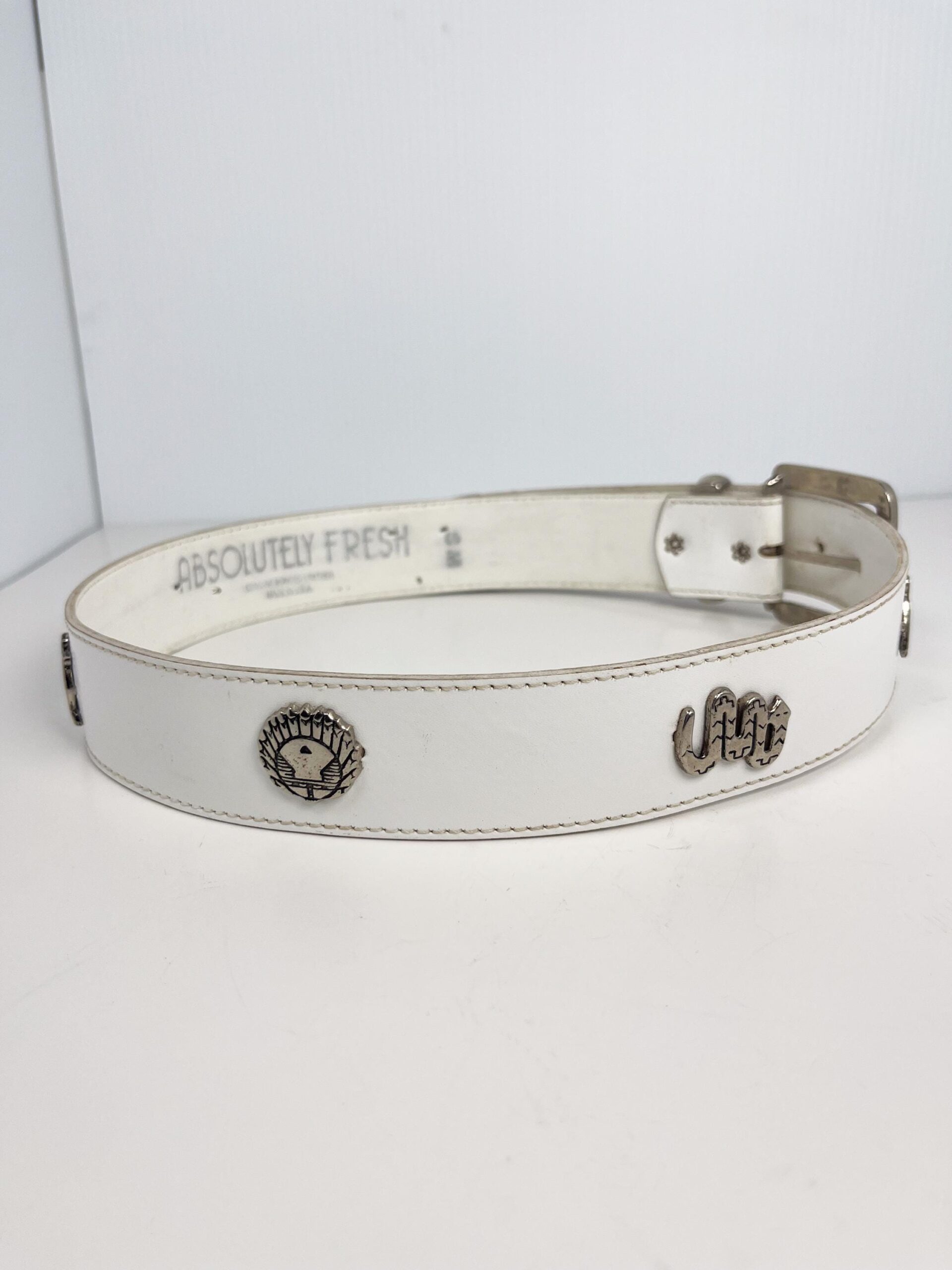 Vintage white bonded leather 90s size small belt - with south western theme and animal decals
